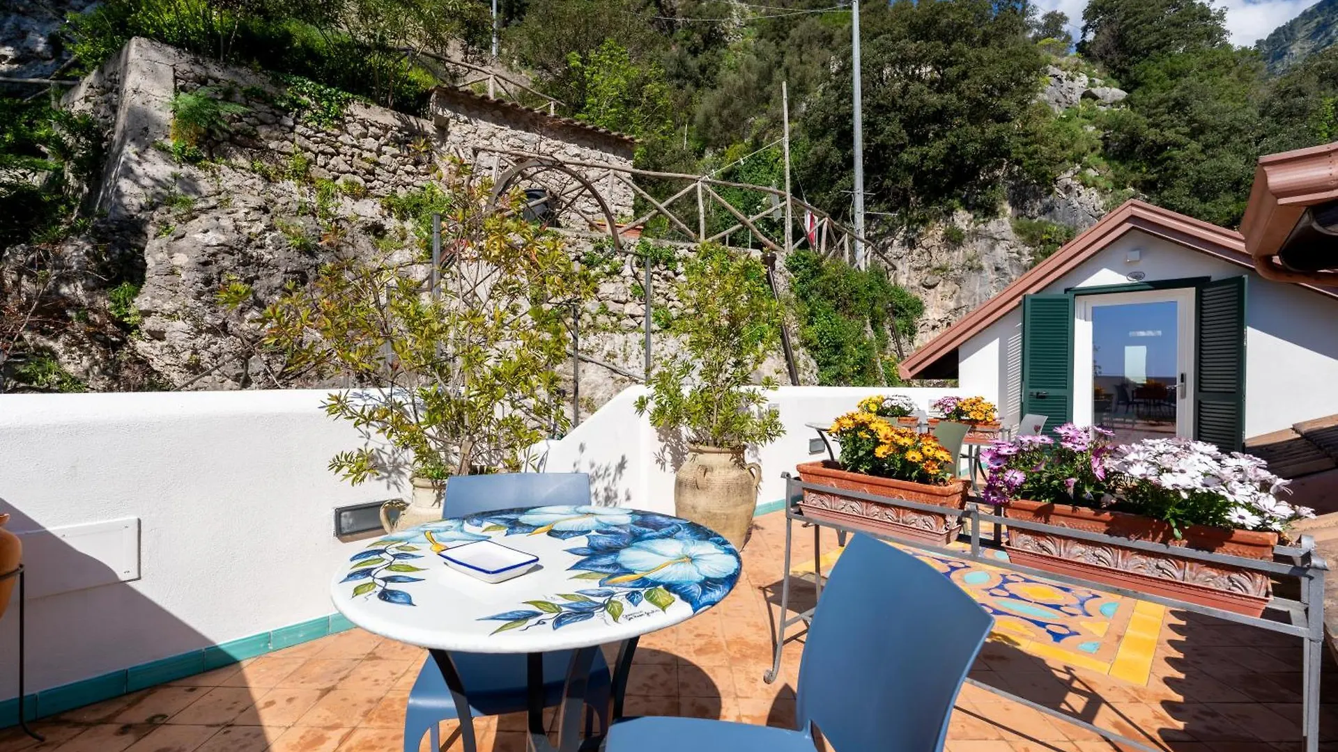 Villa Annalara Amalfi Konukevi